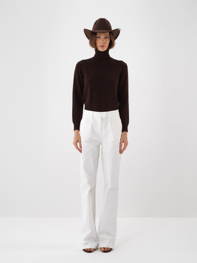 Wool Basic Turtleneck Sweater - Xint