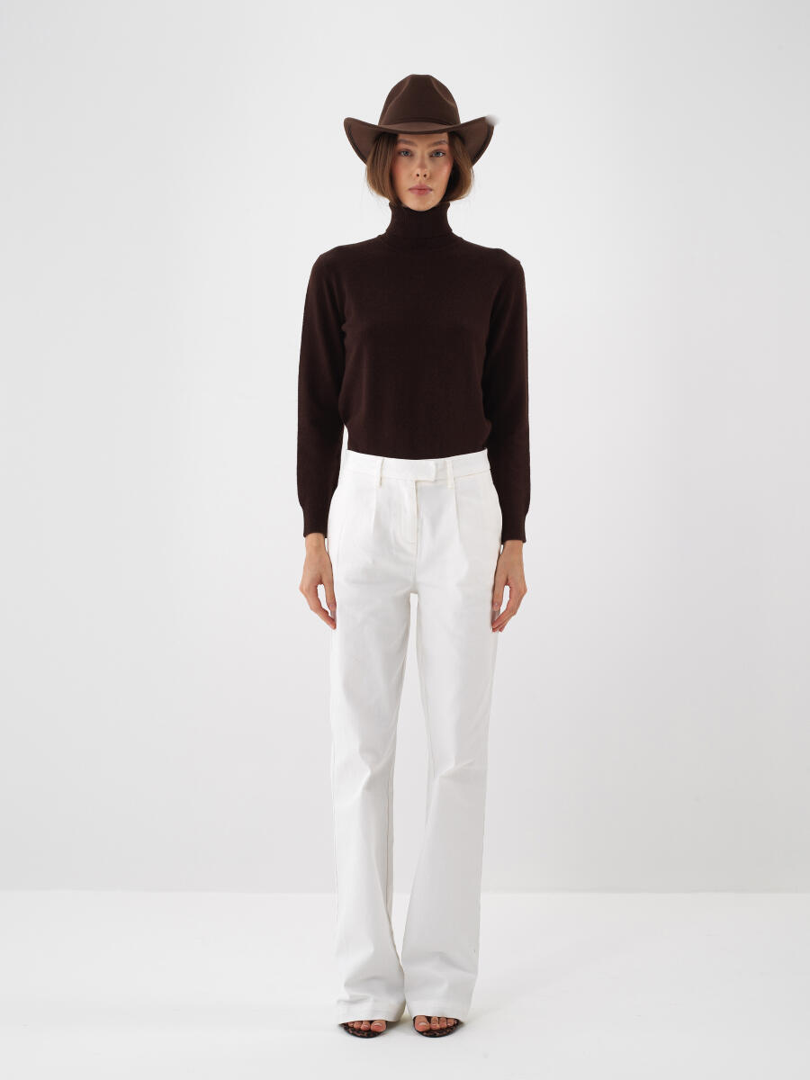 Wool Basic Turtleneck Sweater - 3