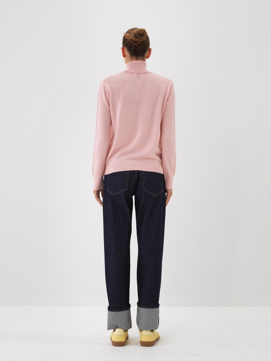 Wool Basic Turtleneck Sweater - 4