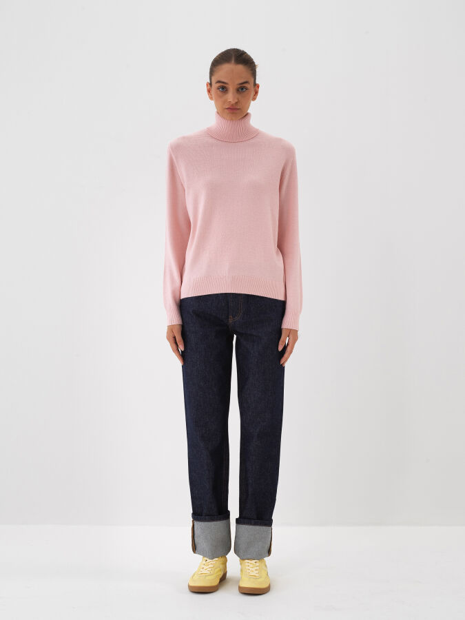 Wool Basic Turtleneck Sweater - Xint