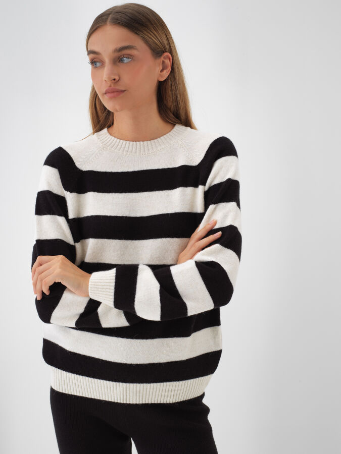 Wool Striped Sweater - Xint
