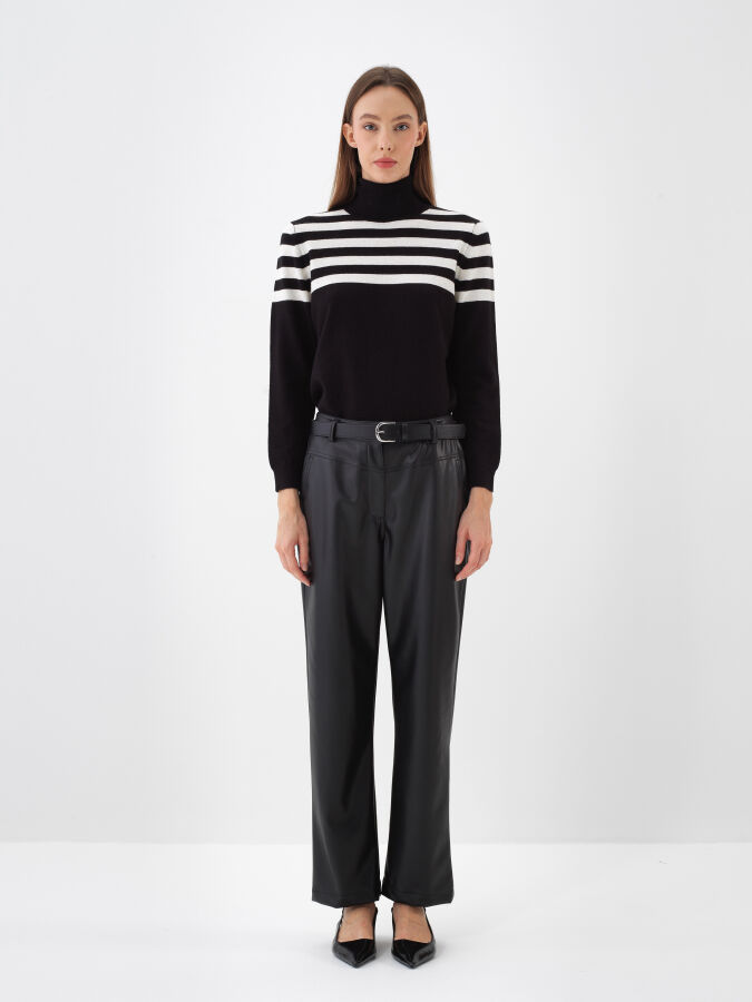 Wool Striped Turtleneck Sweater - Xint