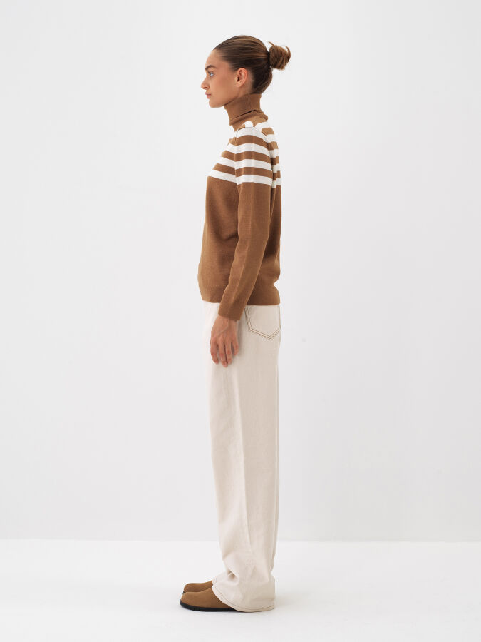Wool Striped Turtleneck Sweater - Xint