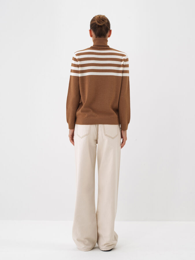 Wool Striped Turtleneck Sweater - Xint