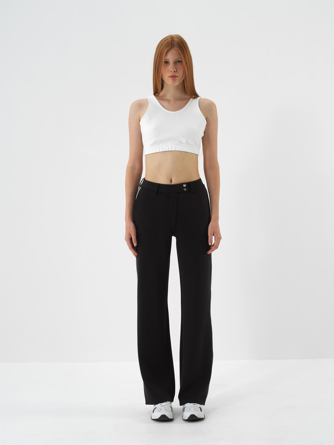 Black Modal Textured Regular Fit Sweat Pants - 2