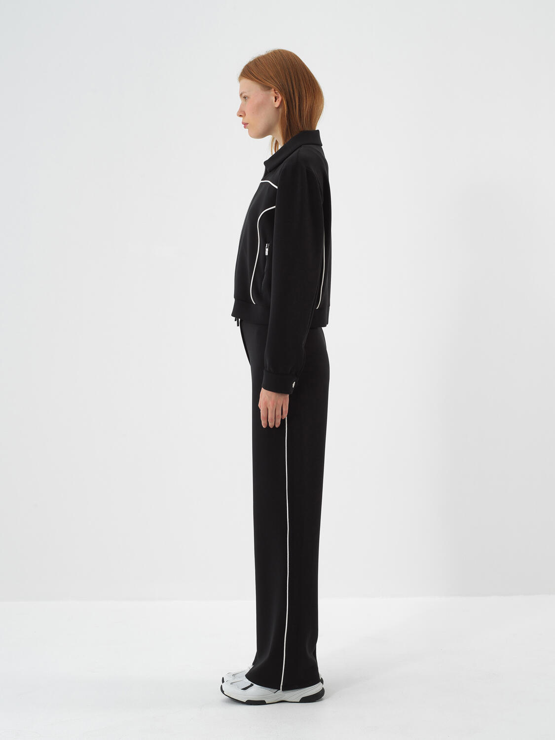 Black Modal Textured Regular Fit Sweatpants - 3