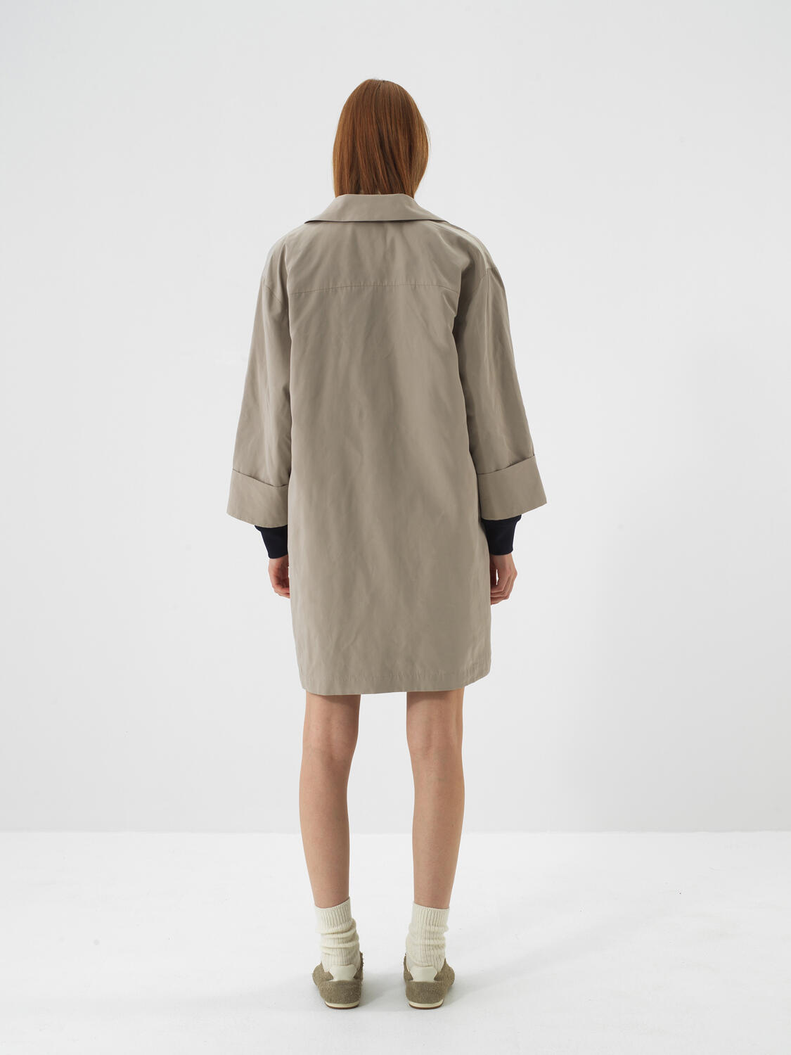 Oversize Trench Coat That Preserves Its Natural Form - 4
